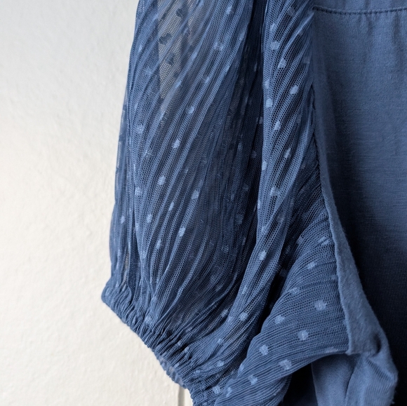 Cute Blue Puff Sleeve Top - Picture 4 of 5